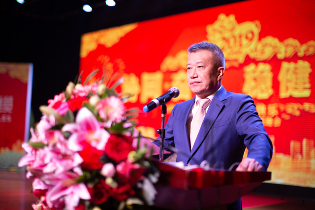 尊时凯龙董事长吴惠明荣获“东莞市非公有制经济人士优异中国特色社会主义事业建设者”称呼